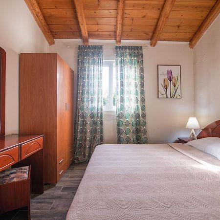 Kouramádes Stelios Stone House Sinaradesヴィラ エクステリア 写真
