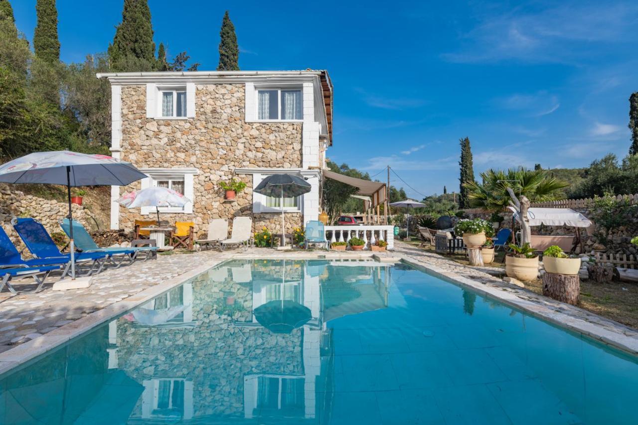 Kouramádes Stelios Stone House Sinaradesヴィラ エクステリア 写真