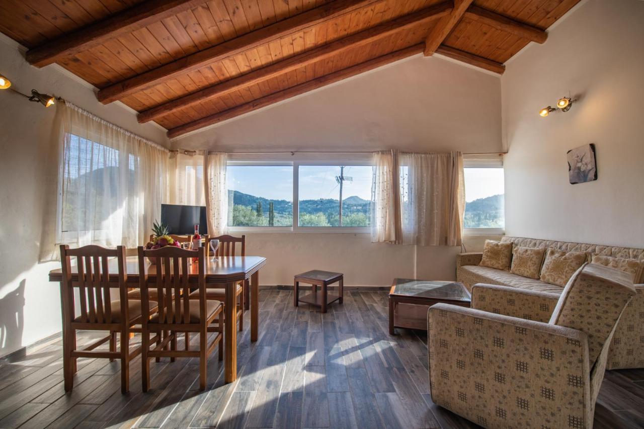 Kouramádes Stelios Stone House Sinaradesヴィラ エクステリア 写真