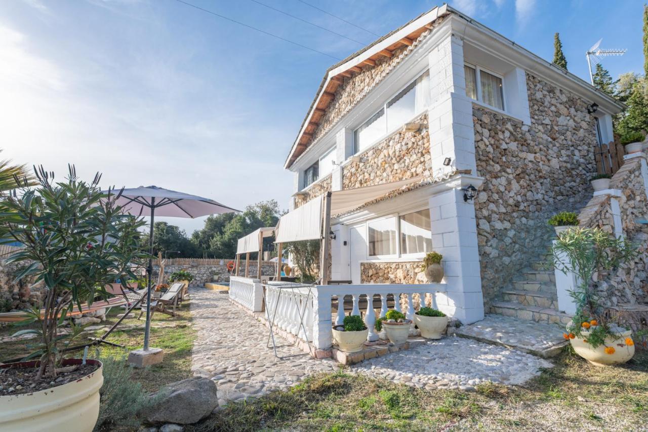 Kouramádes Stelios Stone House Sinaradesヴィラ エクステリア 写真
