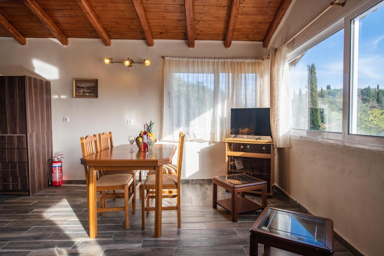 Kouramádes Stelios Stone House Sinaradesヴィラ エクステリア 写真